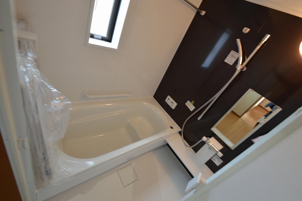 Bathroom. Indoor (12 May 2013) Shooting