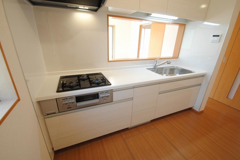 Same specifications photo (kitchen). Same specifications