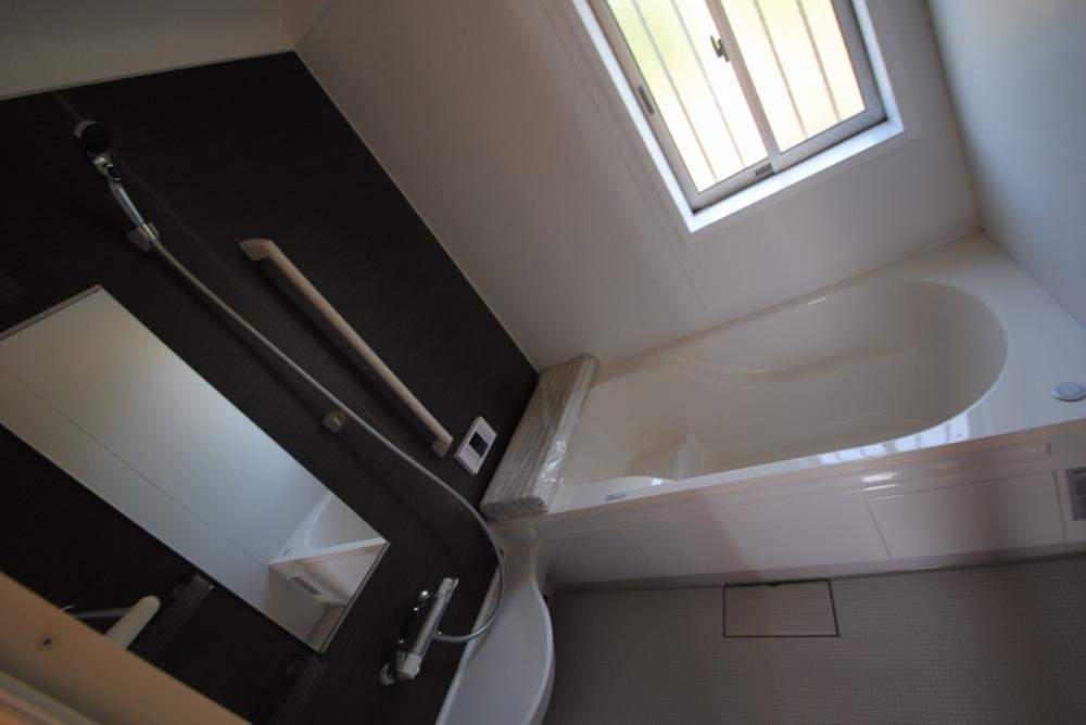 Same specifications photo (bathroom). Same specifications