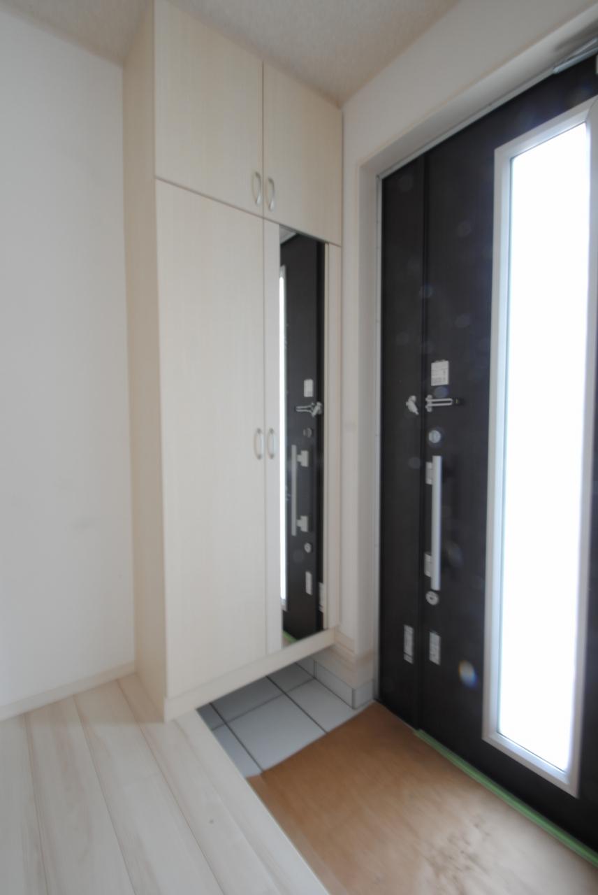 Same specifications photos (Other introspection). Same specifications