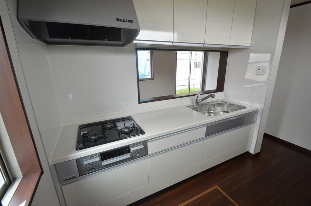 Kitchen. Room (August 2013) Shooting