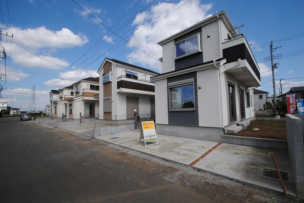 Local appearance photo. Local (10 May 2013) Shooting