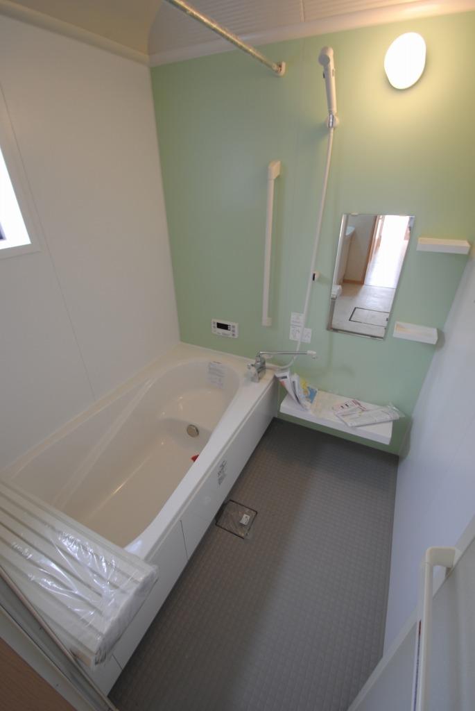 Same specifications photo (bathroom). Same specifications