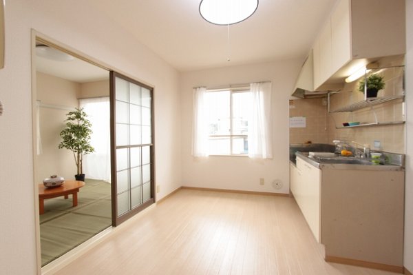 Kitchen. ※ Display room