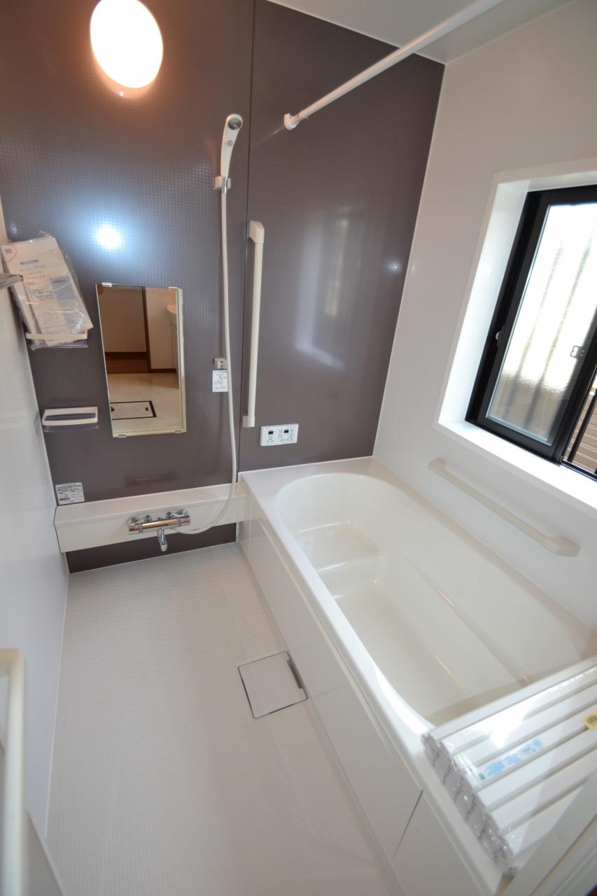 Same specifications photo (bathroom). Same specifications