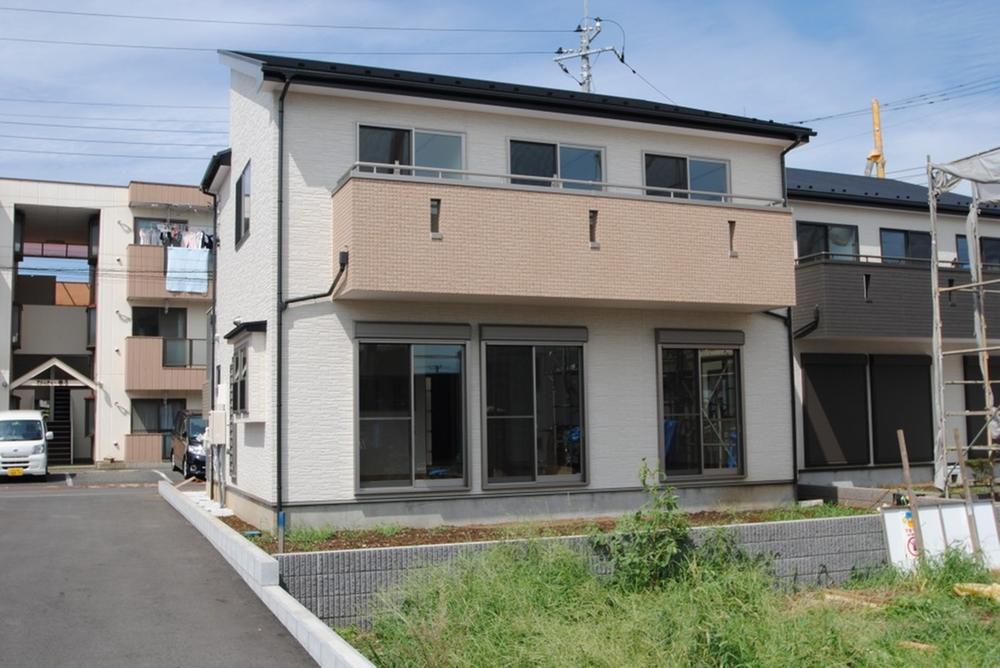 Local appearance photo. Local (August 2013) Shooting