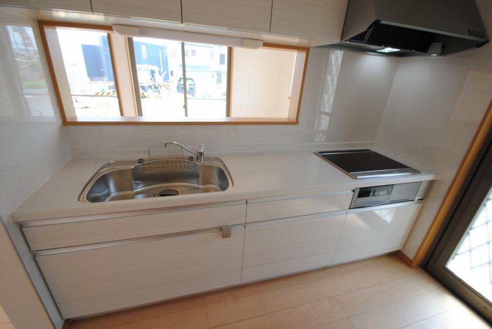 Kitchen. Room (August 2013) Shooting