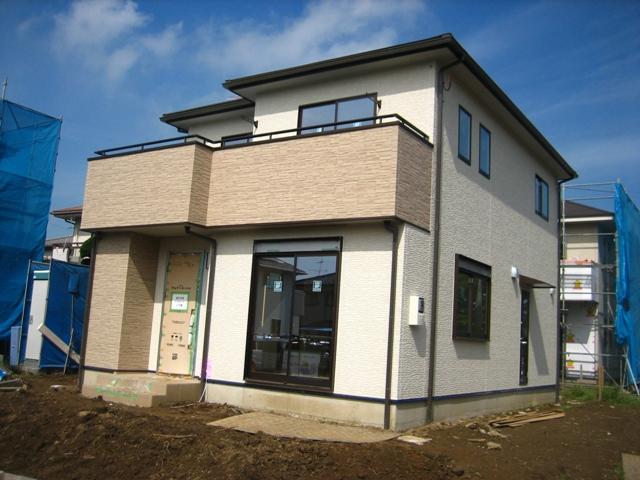 Local appearance photo. F Building site (October 2013) Shooting