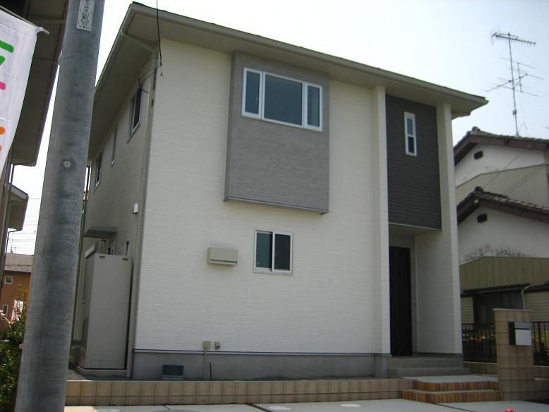 Local appearance photo. A Building site (August 2013) Shooting