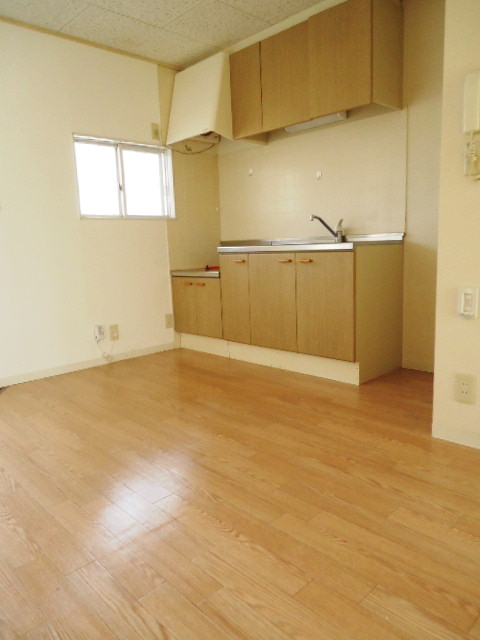 Kitchen. CF Chokawa already