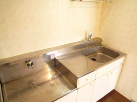 Kitchen. Easy-to-use kitchen