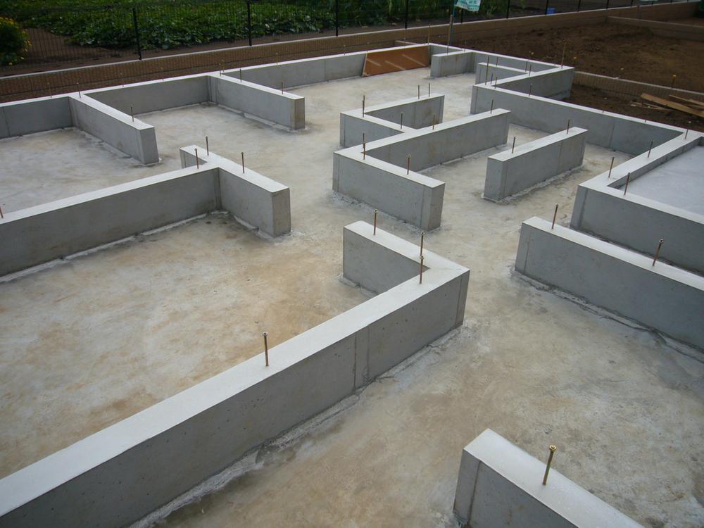 Construction ・ Construction method ・ specification. It prevents moisture from entering from under the floor, Structurally stronger, Effective solid can also be based on the differential settlement