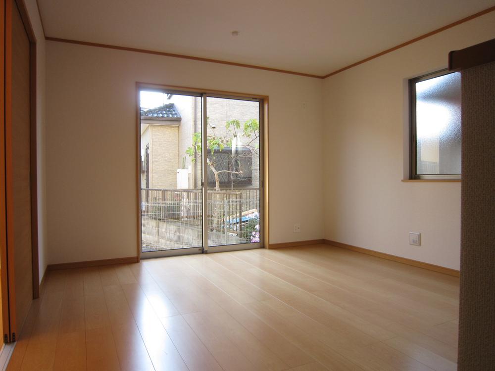 Living. Indoor (12 May 2013) Shooting