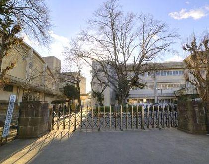 Junior high school. Kurohama until junior high school 500m