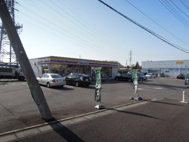 Convenience store. MINISTOP up to 200m