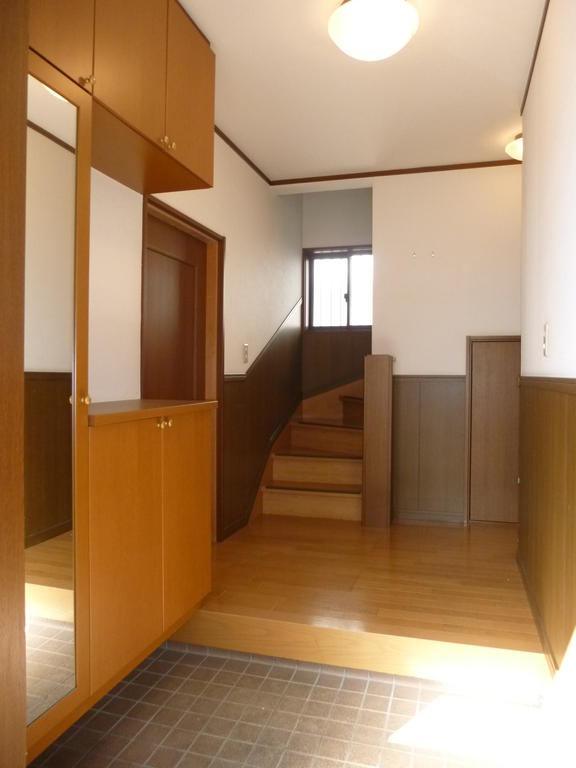 Entrance. Spacious spacious entrance hall