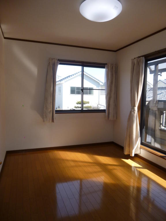 Other room space. Southeast Corner Room second floor 6 Pledge Western-style ・ ・ ・ Ventilation pat take a two-sided lighting