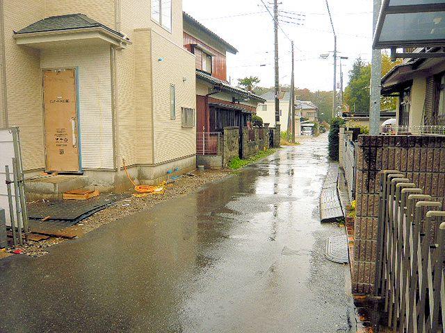 Local photos, including front road. 11 / 11 shooting