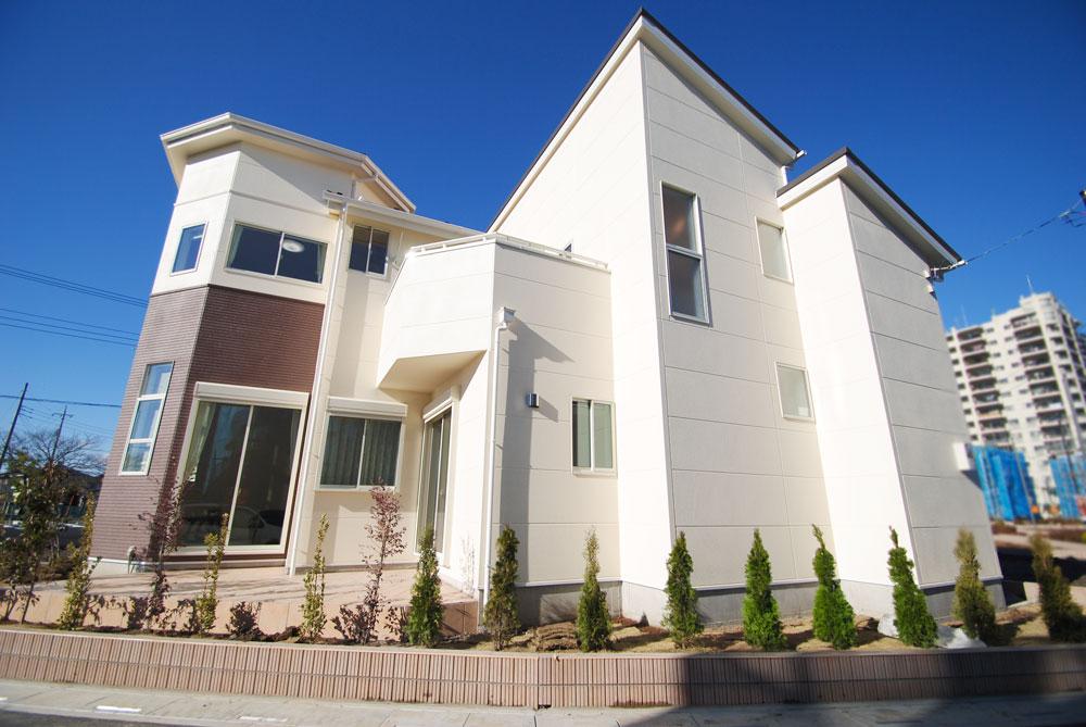 Local appearance photo. Local (12 May 2013) Shooting. Model house 38 Building photo. Model house, We pre-open. Early January is the Grand Opening 2014. looking forward to!