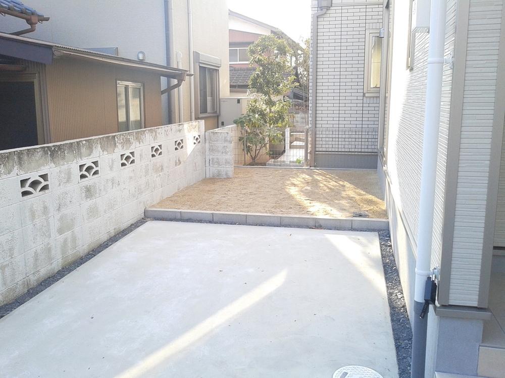 Parking lot. Car space 2 cars and garden