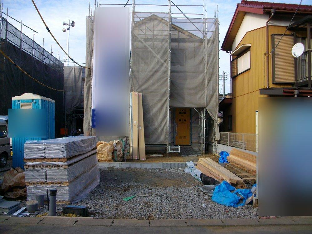 Local appearance photo. Local (12 May 2013) Shooting Building 3