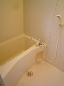 Bath. bus ・ It is another toilet