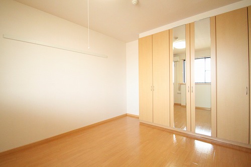 Other room space. Apamanshop Tsurugashima shop TEL: 049-233-7511