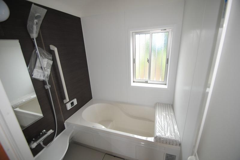 Same specifications photo (bathroom). Same specifications