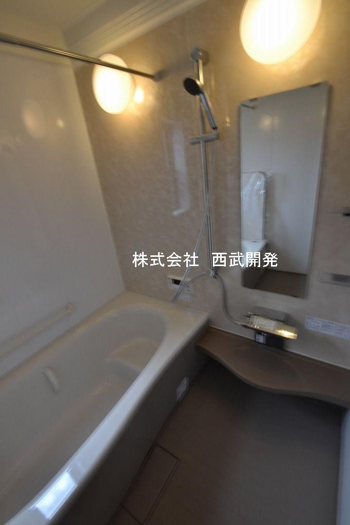 Bathroom. Indoor (February 2013) Shooting