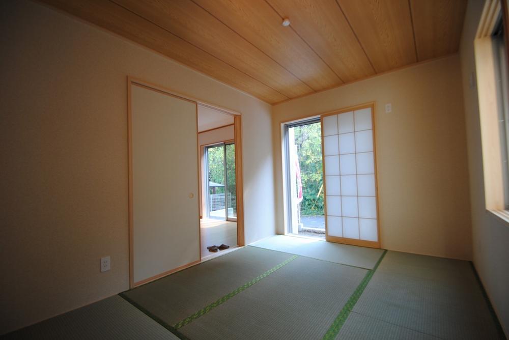 Non-living room. Indoor (11 May 2013) Shooting