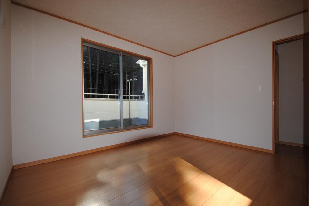 Non-living room. Indoor (11 May 2013) Shooting