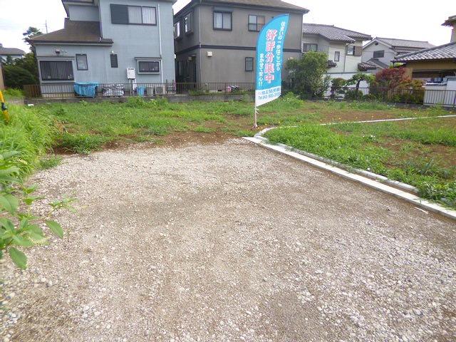 Local photos, including front road