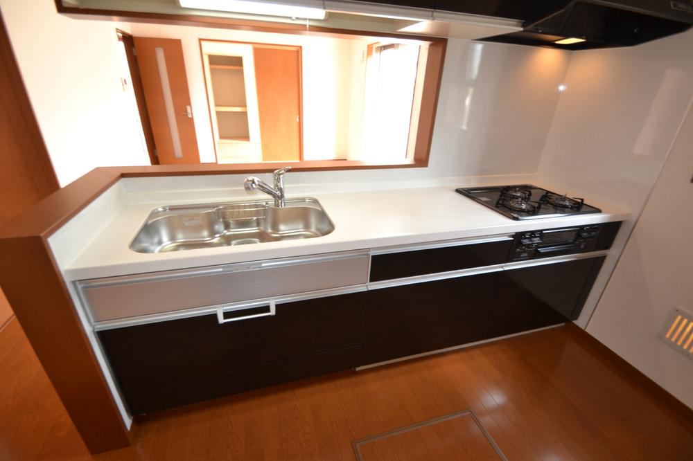 Same specifications photo (kitchen). Same specifications