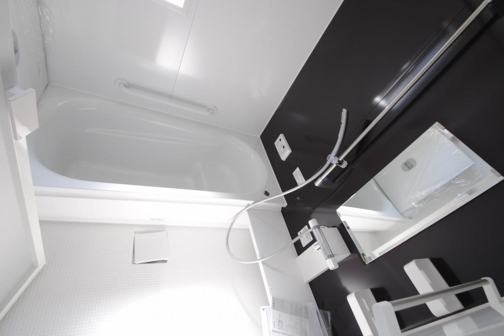 Same specifications photo (bathroom). Same specifications