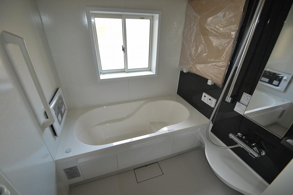 Same specifications photo (bathroom). Same specifications