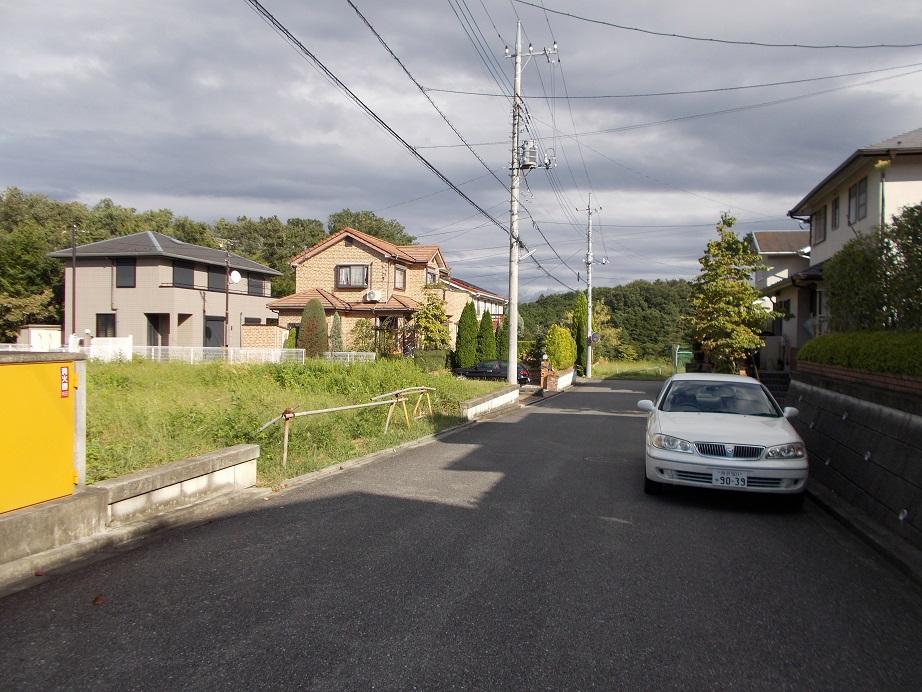 Local photos, including front road. Local (September 2013) Shooting