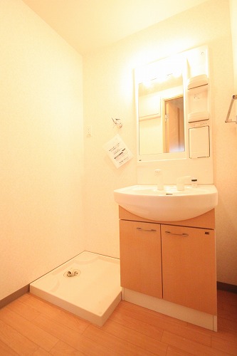 Washroom. House HP⇒http / / www.t-apapla.com /