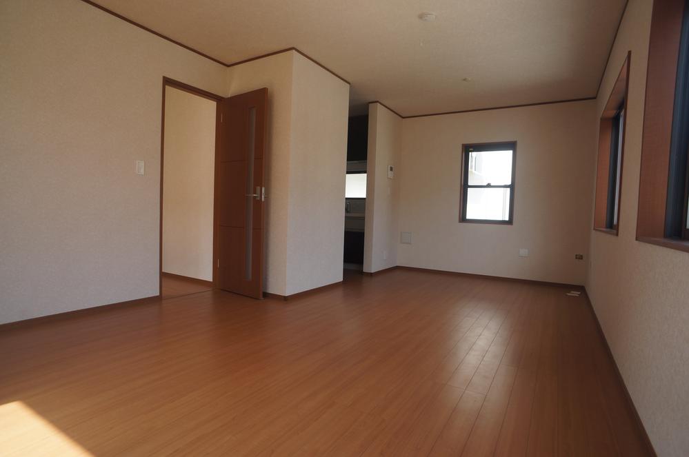 Living. Local (September 2013) Shooting