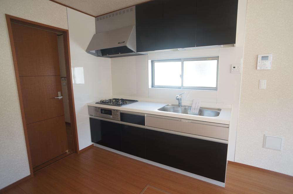 Kitchen. Indoor (September 2013) Shooting