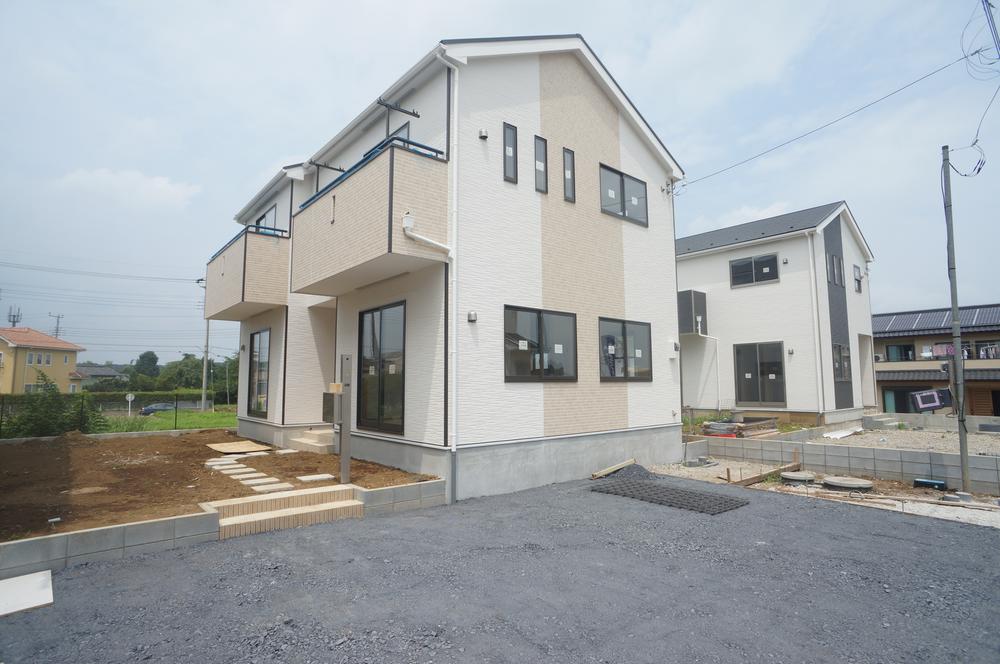 Local appearance photo. Local (August 2013) Shooting