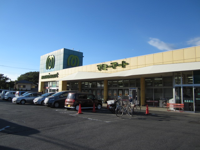 Supermarket. Mamimato 43m to Matsuyama-cho store (Super)