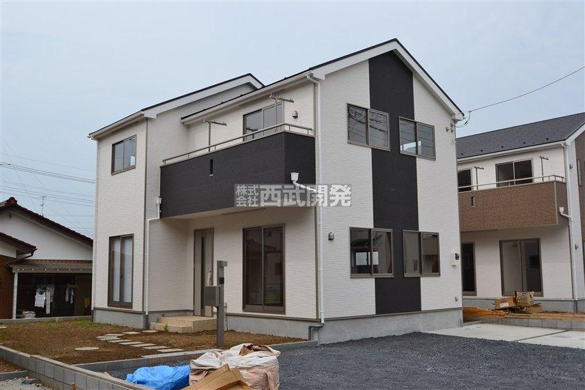 Local appearance photo. 3 Building site (August 2013) Shooting