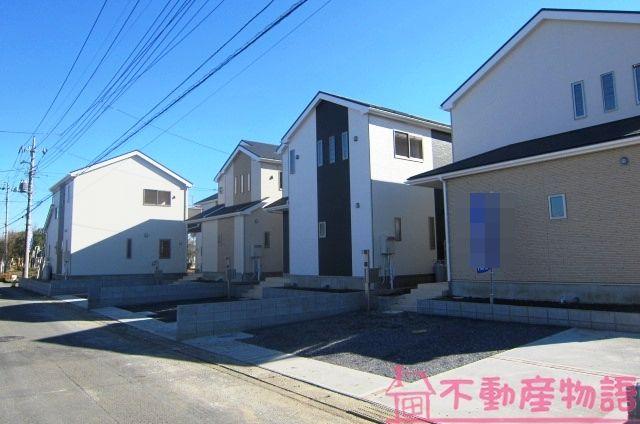 Local photos, including front road