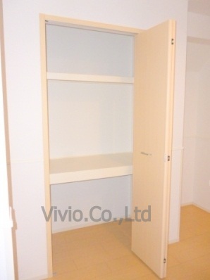 Receipt. Similar properties Photos