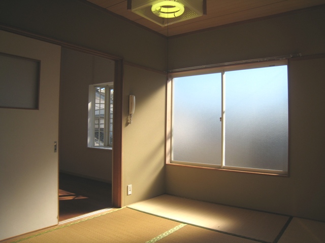 Living and room. The same type room photo