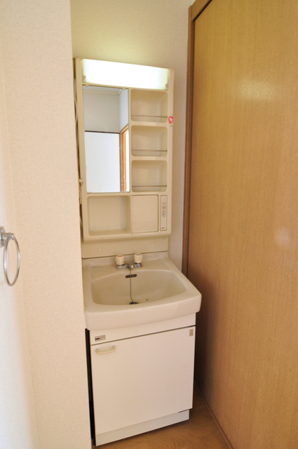 Other Equipment. Wash basin