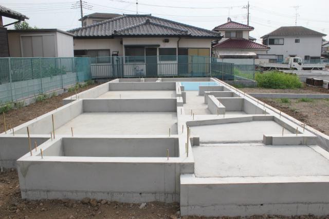 Local appearance photo. 3 Building exterior is a picture. 