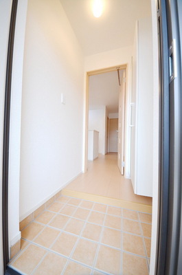 Entrance. Interior image