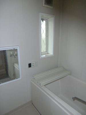 Bath. Bathing dated add 焚給 hot water