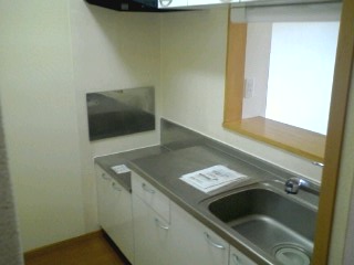 Kitchen. You can enjoy dishes in the large kitchen